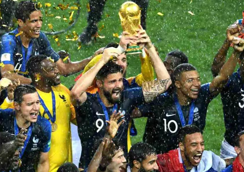 2026三狮破浪，英格兰于起伏磨合中锁定小组头名